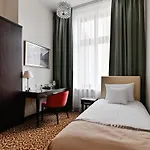 Garden Dyplomat Lägenhetshotell Olsztyn (Warmian-Masurian)