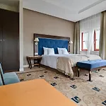 Garden Dyplomat Lägenhetshotell 4*