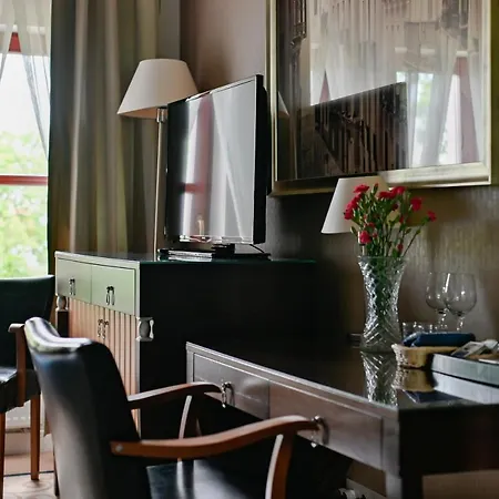 Aparthotel Garden Dyplomat 4*