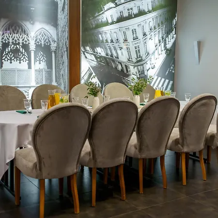 Aparthotel Garden Dyplomat Olsztyn (Warmian-Masurian)