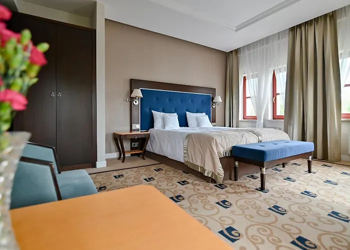 Garden Dyplomat Aparthotel 4*